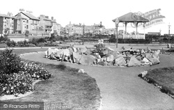 Gardens And Bandstand 1894, Great Yarmouth