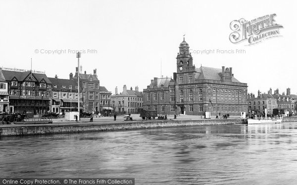 Photo of Great Yarmouth, Hall Quay 1896