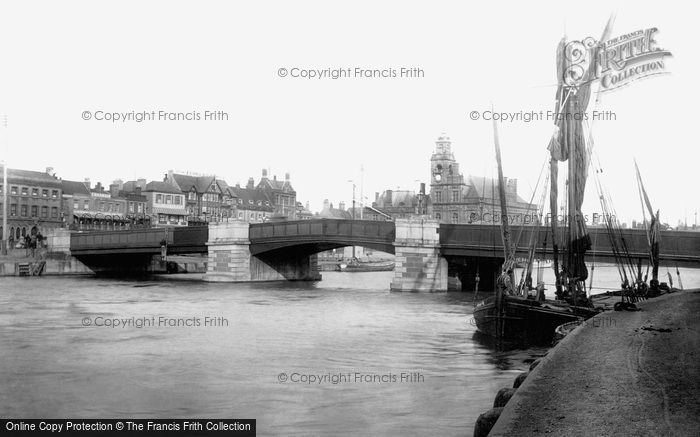 Photo of Great Yarmouth, Haven Bridge 1896