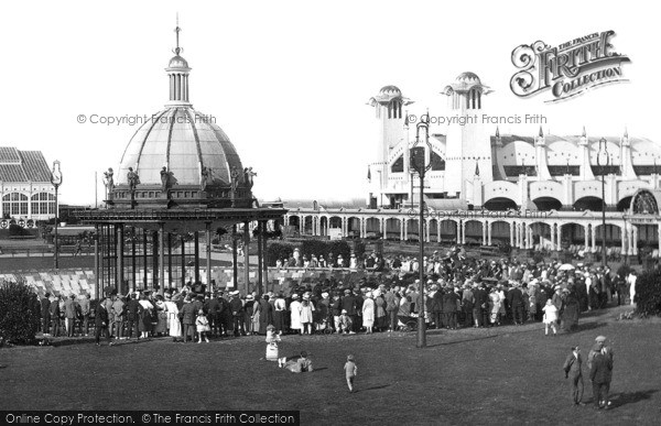 Photo of Great Yarmouth, The Bandstand 1922