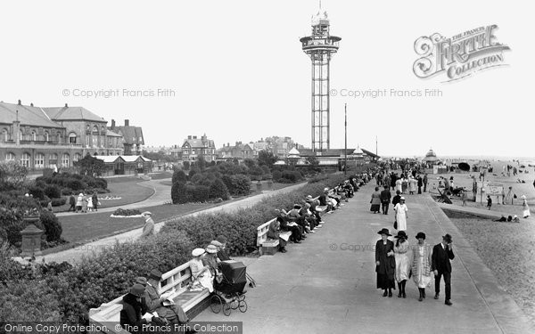 Photo of Great Yarmouth, The Revolving Tower 1922