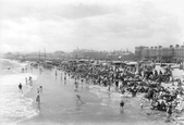 The Sands 1904, Great Yarmouth