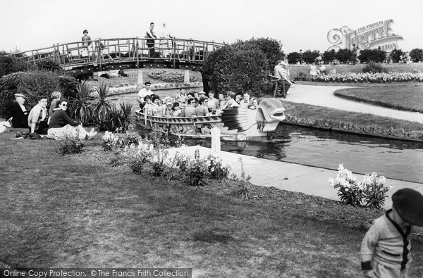 Photo of Great Yarmouth, The Waterways c.1957