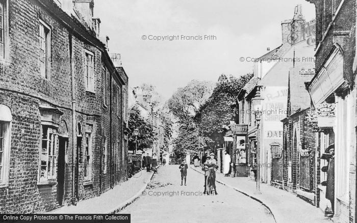 Photo of Greenhithe, High Street c.1910