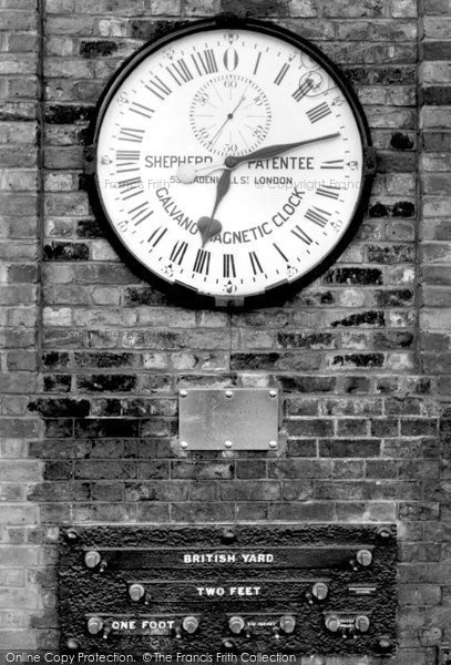 Photo of Greenwich, Shepherd's 24 Hour Clock c.1960