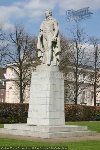 Photo of Greenwich, Statue Of King William IV On King William Walk 2005