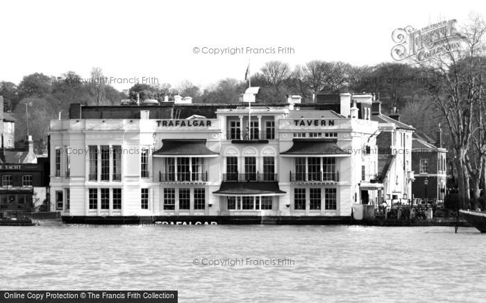 Photo of Greenwich, Trafalgar Tavern From Across The River Thames 2005