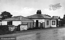 Old Toll Bar, First House In Scotland c.1940, Gretna Green