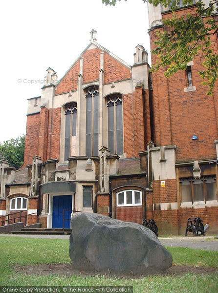 Photo of Grimsby, Ancient Boundary Stone Outside The Welholme Galleries 2004