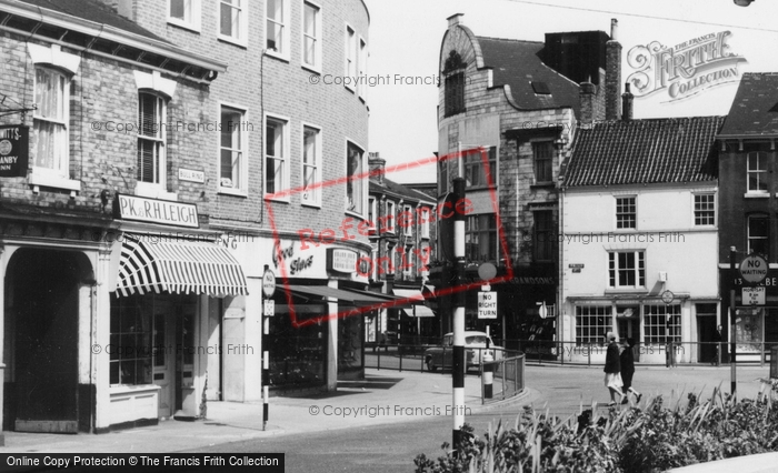 Photo of Grimsby, Bull Ring c.1965