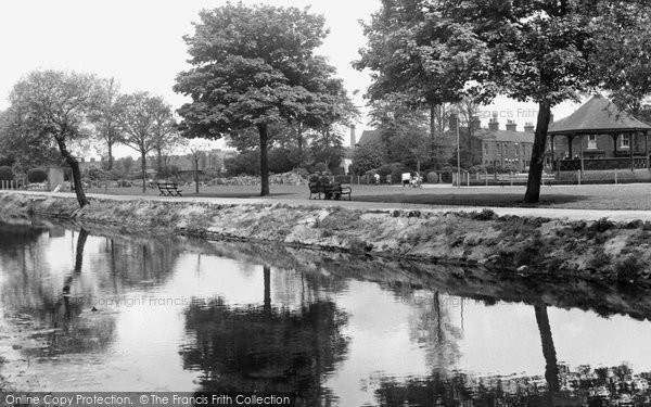 Photo of Grimsby, Duke Of York Gardens c.1955