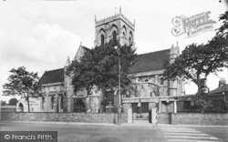 Parish Church Of St James c.1955, Grimsby