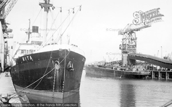 Photo of Grimsby, Royal Docks c.1955