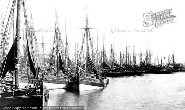 Photo of Grimsby, The Docks 1893