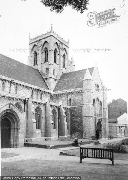 Photo of Grimsby, The Parish Church Of St James c.1965