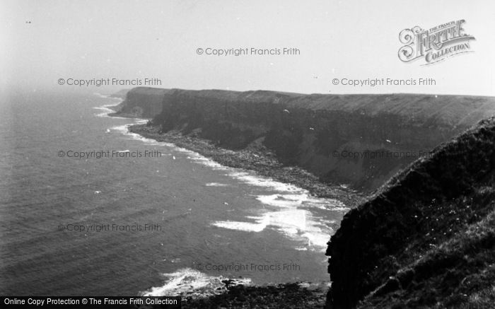 Photo of Gristhorpe, The Cliffs c.1955