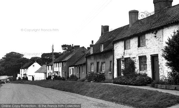 Photo of Gristhorpe, The Village c.1950