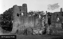 The Castle Entrance 1955, Grosmont