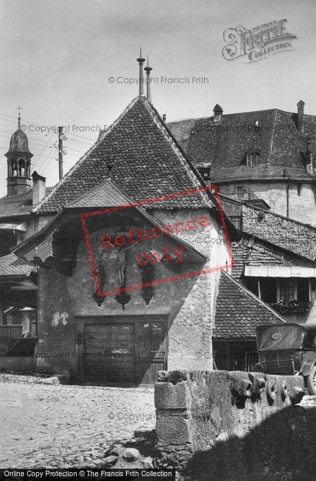 Photo of Gruyères, Les Anciennes Mesures And The Crucifix c.1920