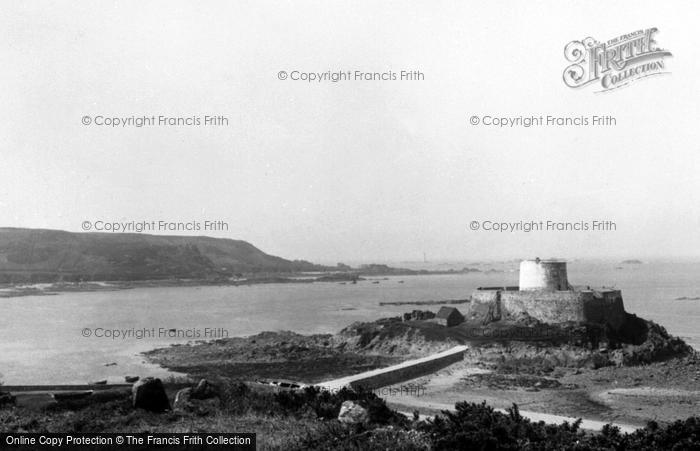 Photo of Guernsey, Rocquaine Castle And Bay 1893