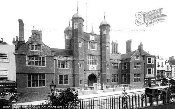 Photo of Guildford, Abbot's Hospital 1903