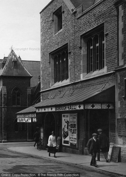 Photo of Guildford, Borough Hall, North Street 1923