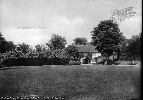 Photo of Guildford, Castle Grounds 1904