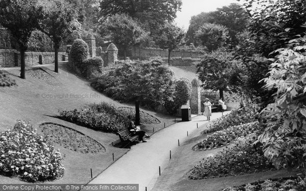 Photo of Guildford, Castle Grounds c.1955