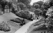 Castle Grounds c.1955, Guildford