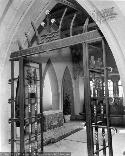 Photo of Guildford, Cathedral, Children's Chapel c.1960