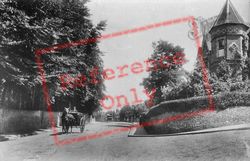 Epsom Road 1904, Guildford