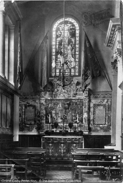 Photo of Guildford, Holy Trinity Church Chapel 1904