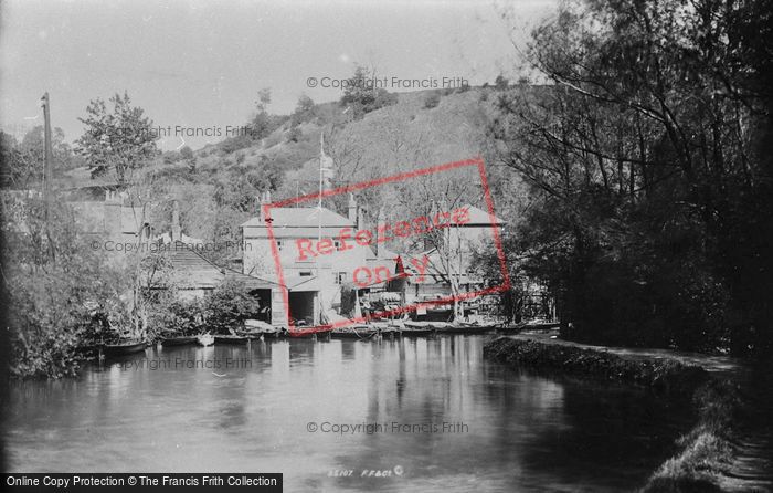 Photo of Guildford, Jolly Farmer And Boathouse 1895