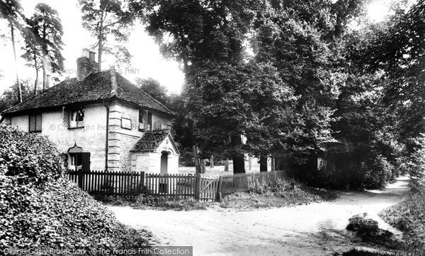Photo of Guildford, Keepers Cottage 1906