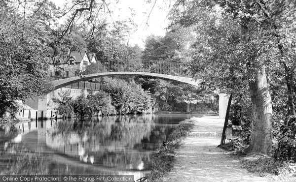Photo of Guildford, New Footbridge 1934