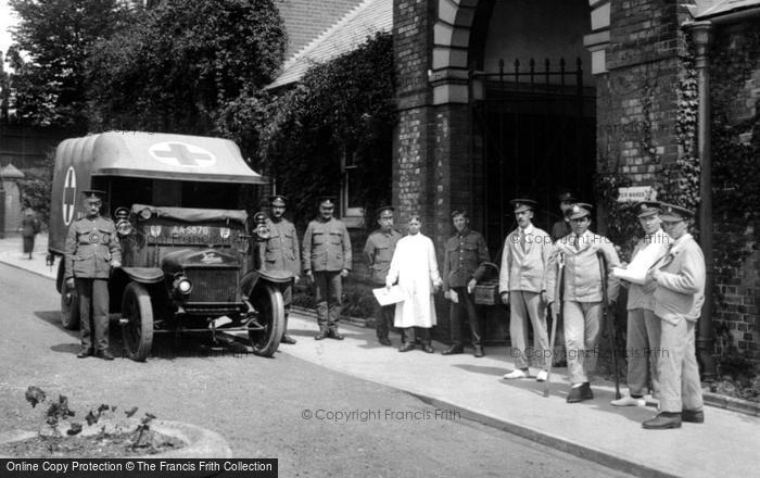 Photo of Guildford, Soldiers At Military Hospital 1917