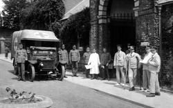 Soldiers At Military Hospital 1917, Guildford