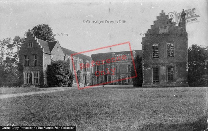 Photo of Guildford, Sutton Place, Courtyard 1914