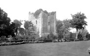 Guildford, the Castle 1933
