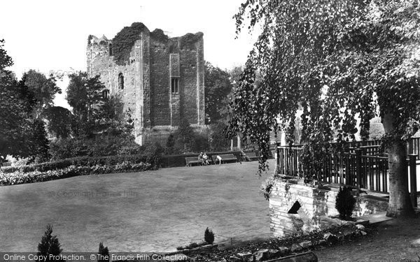 Photo of Guildford, The Castle Keep 1933