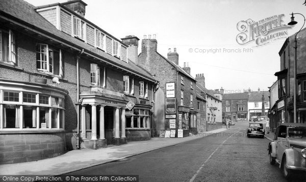 Photo of Guisborough, Fox Inn, Bow Street c.1960