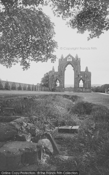 Photo of Guisborough, Priory 1913