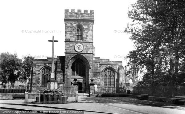 Photo of Guisborough, St Nicholas Church And War Memorial 1932
