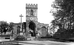 St Nicholas Church And War Memorial 1932, Guisborough
