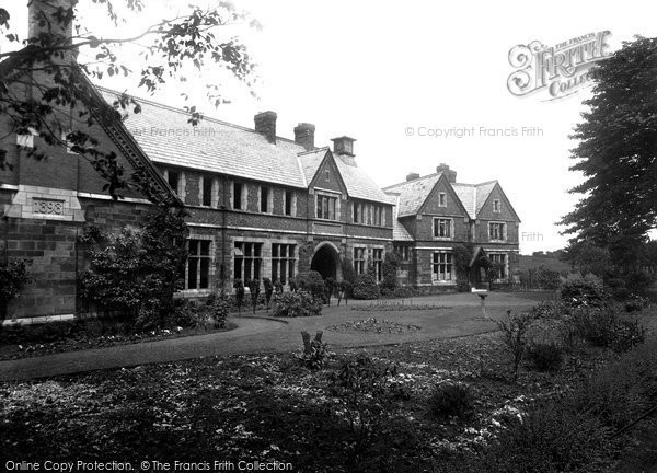 Photo of Guisborough, The Grammar School 1932