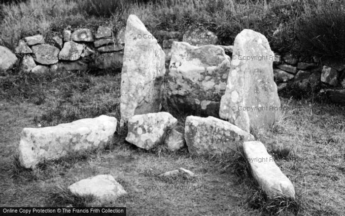 Photo of Gulval, Chysauster, Hut 3, The Hearth c.1955