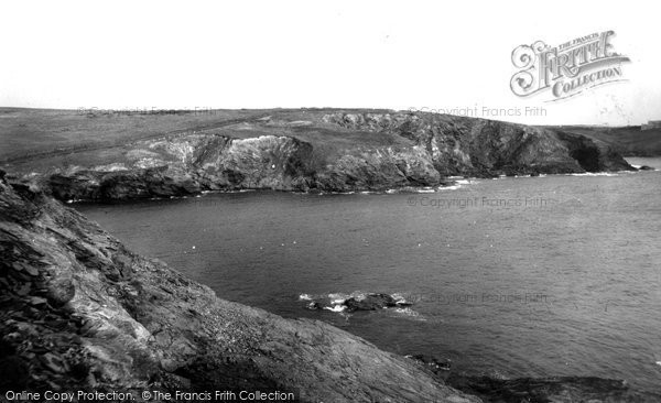 Photo of Gunwalloe, Church Cove c.1960