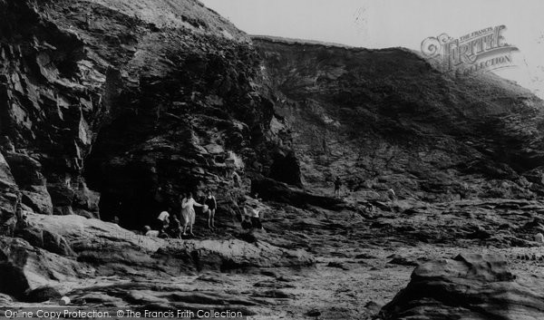 Photo of Gunwalloe, The Rocks c.1960