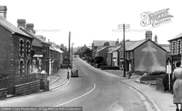 Photo of Gwaun Cae Gurwen, Carmel Street c.1955