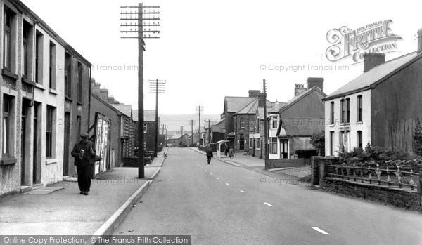 Photo of Gwaun Cae Gurwen, Church Street, Cwmgors c.1955
